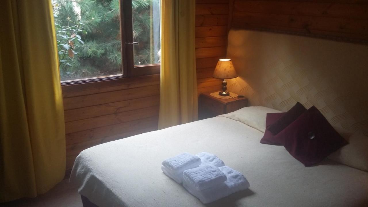 Hosteria Rukahue El Calafate Exterior photo