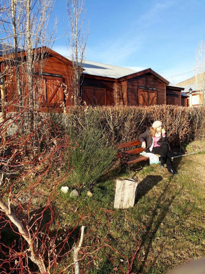 Hosteria Rukahue El Calafate Exterior photo