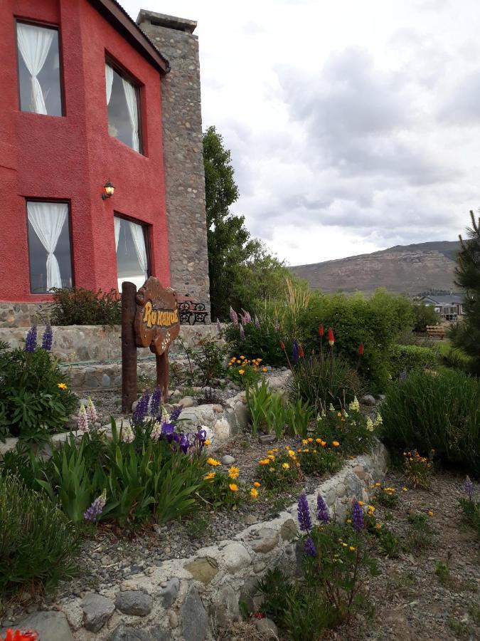 Hosteria Rukahue El Calafate Exterior photo
