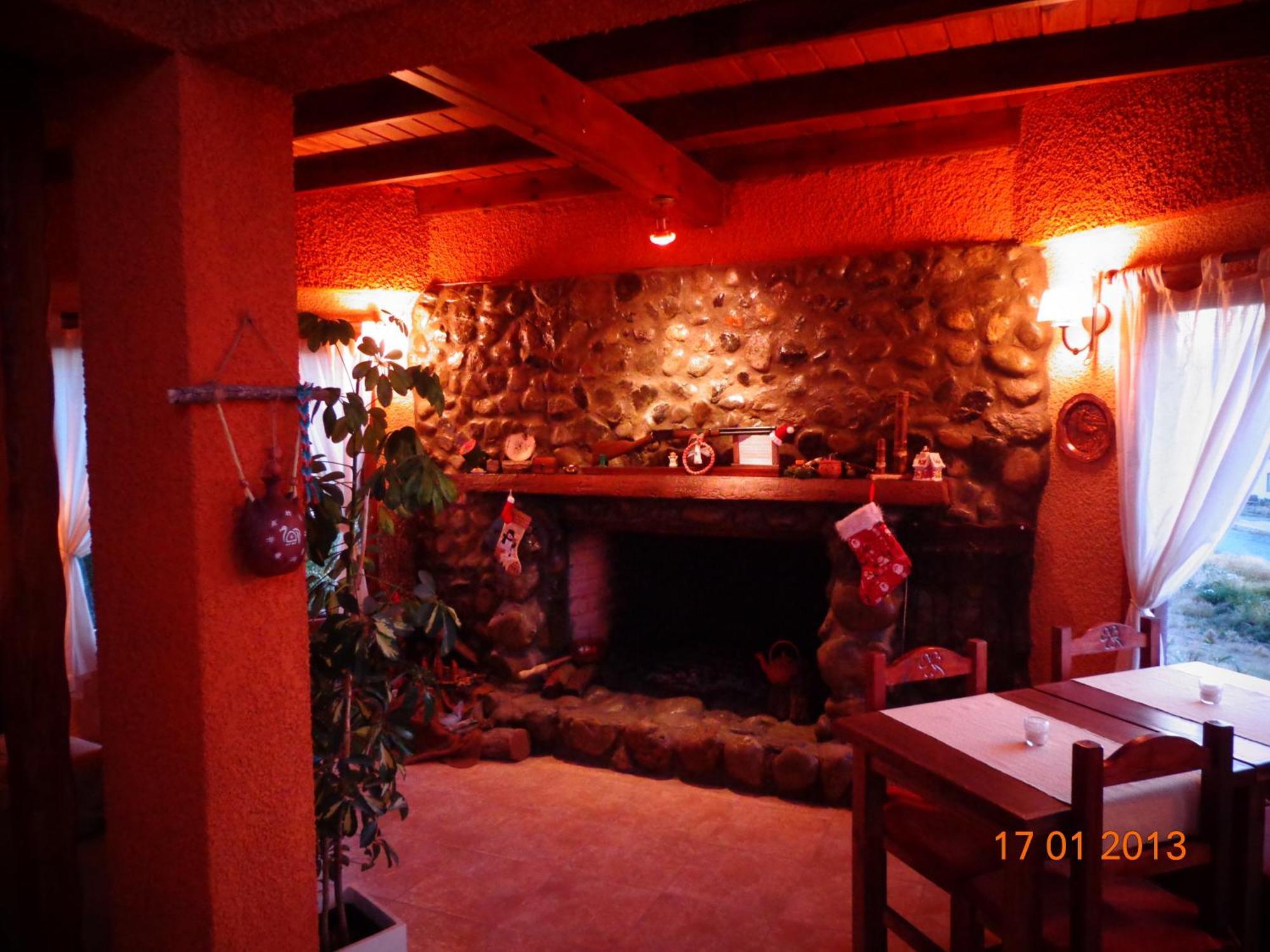Hosteria Rukahue El Calafate Exterior photo
